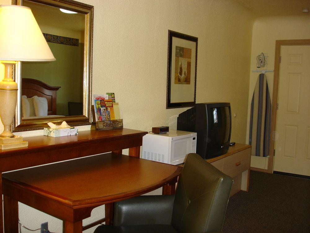 Value Inn Motel Eugene Airport 外观 照片