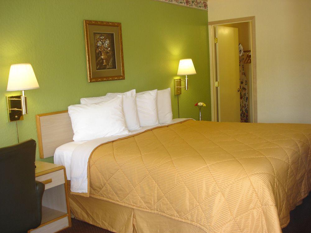 Value Inn Motel Eugene Airport 外观 照片