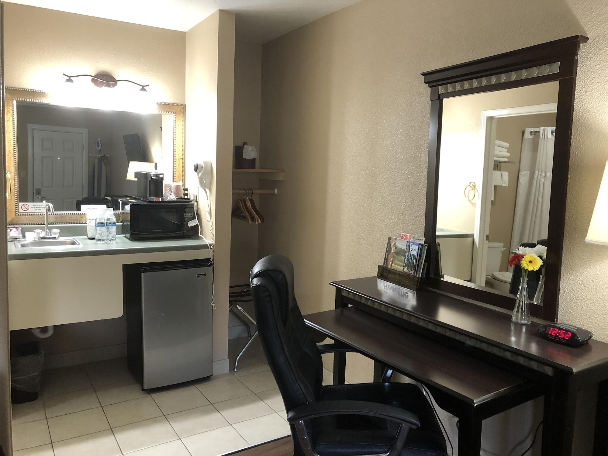 Value Inn Motel Eugene Airport 外观 照片