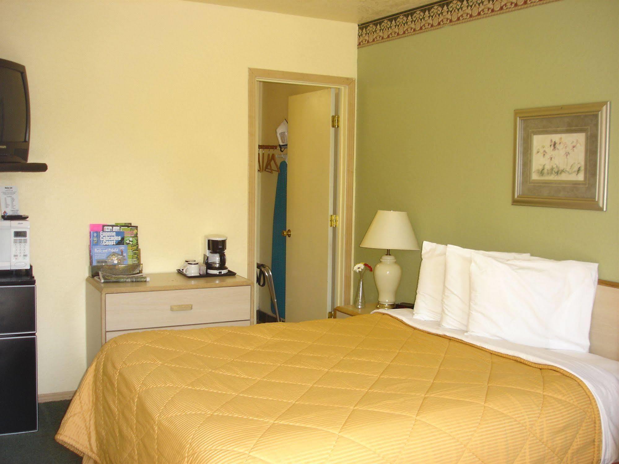 Value Inn Motel Eugene Airport 外观 照片