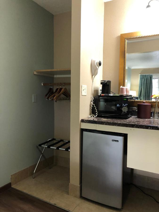 Value Inn Motel Eugene Airport 外观 照片